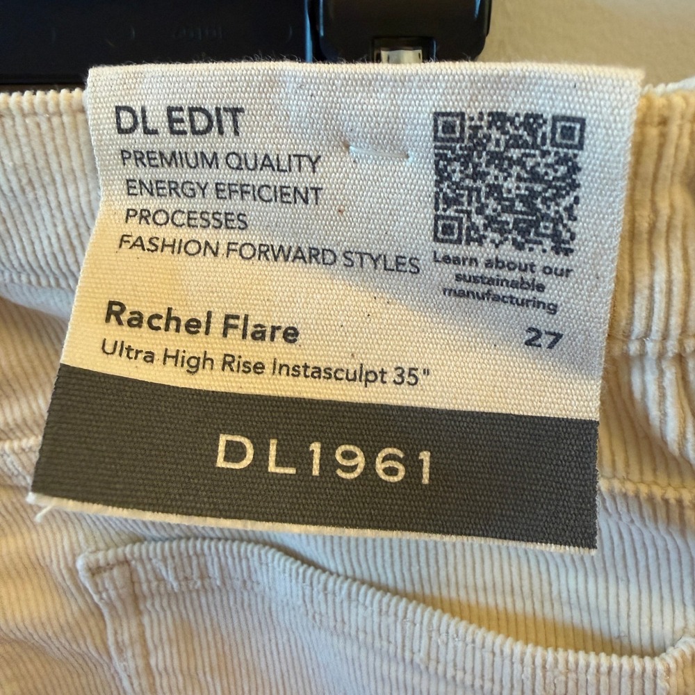 NWT DL1961 Rachel Flare Ultra High Rise 35" Eggshell Corduroy Size 27 - Picture 4 of 5